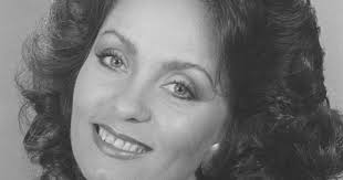 artSMart: DEATH OF MARJORIE BROOKS-MORRIS