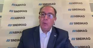 Redução da escala de trabalho vai gerar custo para todos, diz Abimaq
