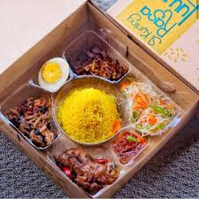 Kamu cukup taruh beras yang sudah dicuci bersih ke dalam panci, tambahkan sedikit air, kemudian taruh di mesin. 1set Box Nasi Mica Sekat Nasi 7 Wholesale Price Box Tumpeng Box Rice Shopee Malaysia