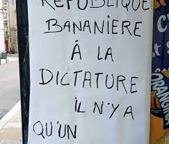 D'autres mouvements citoyens opposés au pass sanitaire ont également battu le rappel sur le réseau social. Manifestation Anti Pass Sanitaire A Besancon La Licra Denonce L Usage De Symboles Nazis Macommune Info