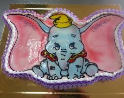 Daniel Filipovici On Instagram Dumbo Torta In Forma Disegnata E Colorata A Mano Elephant Baby Showers Dumbo Mario Characters