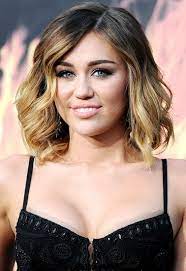 20 Best Miley Cyrus Hairstyles And Haircuts New Medium Hairstyles Hair Styles Celebrity Hairstyles Shoulder Hair