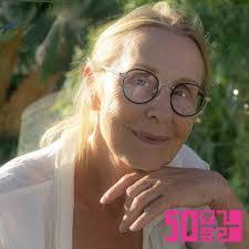 Sonja Lund's Instagram, Twitter & Facebook