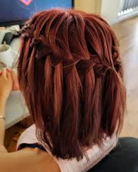 Coiffure tresse cheveux court femme. 35 Idees De Tresses Pour Les Cheveux Courts