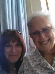 Elizabeth Mccomas's Instagram, Twitter & Facebook