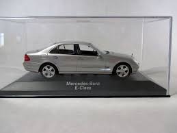 Minichamps W211 2002 Mercedes Benz E Class Dealer Ed Diecast Model 1 43 Box Mercedes Benz Benz E Class Mercedes