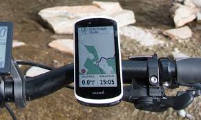 Garmin Edge 1030 Bontrager Road Bike Action Hiking Gps Dakota 20 Watch Comparison Hunting Oregon 600 Foot Pod Forerunner 35 Manual Speed And Cadence Sensor Outdoor Gear Software Update Beta Review 2019 Bundle Expocafeperu Com