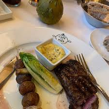 Les Echafaudages Au Dessus Du Cafe De La Paix 5 Place De L Opera Paris 9eme Et Leur Revetement En Trompe L œil Picture Of Cafe De La Paix Paris Tripadvisor