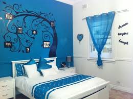 Make room for your little geniuses to shape and form ideas, throw small dinner parties or color for hours. Pin On Bilik Tidur