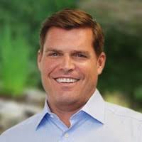 2800+ perfiles de «Caston»