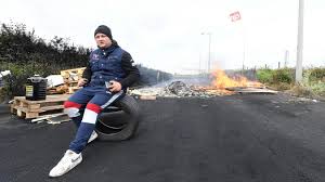 We did not find results for: Capitaine Houat Toujours Pas D Accord Entre Les Grevistes Et La Direction