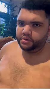 Merry Christmas everyone! Hope you all have a brilliant day! 🎄🎄💚  #harveyprice #katieprice #Christmas #fblifestyle