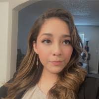 Sandra Salguero's Instagram, Twitter & Facebook