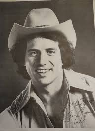 Tom Wopat gave a concert in Lodi around 1979/1980 (in the parking lot at  the old high school I believe). Many of these signed photos were handed out.