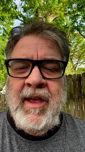 Sumpthin bout a truck.