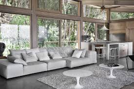 Anda akan merasakan rumah lebih cantik dengan model kursi ruang tamu yang tidak membutuhkan ruangan besar. 7 Furnitur Yang Harus Ada Di Rumah Minimalis Meja Kopi Hingga Kursi Klasik