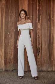 Würden sie lieber jumpsuit kurz oder lang auf der hochzeitsfeier tragen? 20 Hochzeit Jumpsuit Ideen Hochzeit Jumpsuit Hochzeit Overall Brautmode