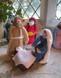 It doesn't matter if you've never so much as held a knitting needle. Inspirational Knitted Nativity Scene