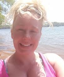 Could this be Kim? www.missingkids.org/poster/NCMU/1119367/1/screen