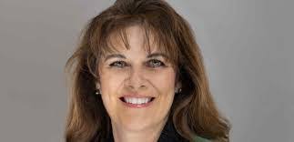 Susan Fugett's Instagram, Twitter & Facebook