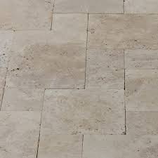 Terrassenplatte marmor kl römischer verband terrasse naturstein. Light Travertin Fliesen Select Classic Antik Getrommelt Romischer Verband 1 2 Cm