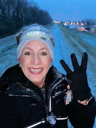 We just completed our barefoot run in the first snow!!! It was cold🥶