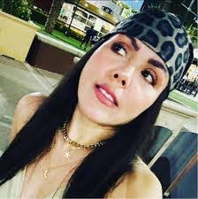 Diana Ogaz's Instagram, Twitter & Facebook