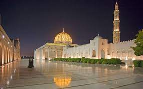 Visit Sumptuous Sultan Qaboos Mosque In Oman Places To See In Your Lifetime