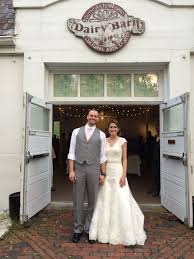Small and intimate wedding venues in ohio, usa. Dairy Barn Arts Center Venue Athens Get Your Price Estimate