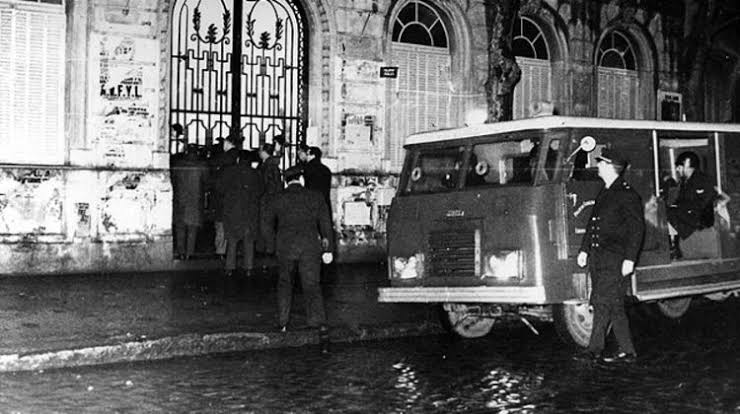 A 60 años de la noche de los bastones largos, ¿otra vez la misma historia?  - Agencia de Noticias Científicas de la UNQ