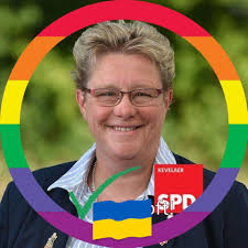 Frischer Wind fürs Kevelaer Marketing: Ab Herbst 2025 übernimmt Daniela Cox  die Leitung der Stabsstelle Kevelaer Marketing! Die Kevelaererin bringt  nicht nur jede Menge internationale Erfahrung mit