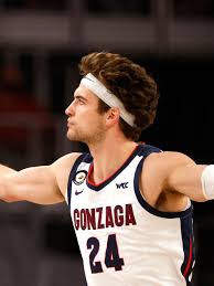 We are a jesuit institution focusing on mind, body, and spirit. Ncaa Tournament Undefeated Gonzaga Bulldogs Fighting For Basketball Immortality Komo