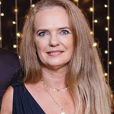 Veronica Krause (@krauseveronica) • Threads, Say more