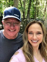 Decadent, cakey chocolate cookies with our Peppermint Dip Mix as frosting  makes this the perfect cookie combo for the holiday season! Find the  original recipe here: https://bit.ly/3ZHX7sS #chocolatepeppermint  #holidaycookies #bakingszn ...