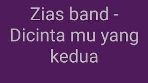 Sakitnya hatiku tiada siapa yang tahu tinggalkanku jika engkau ada yang baru maafkan diriku ku bukan terbaik untukmu sayunya hati, pedih jiwa ini kau berlalu pergi tanpa simpati lepaskan aku jika benar engkau tak mahu sakitnya hatiku tiada siapa yang tahu tinggalkanku jika engkau ada yang baru maafkan diriku ku bukan terbaik untukmu Chords For Zias Band Cintaku Yang Kedua Lirik