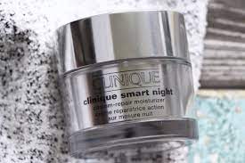 Works all night to visibly smooth lines and wrinkles, even skin tone and lift. Smart Buy Clinique S Custom Repair Night Moisturiser Ruth Crilly