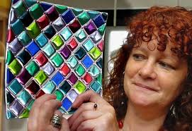 Tributes to former mayor and glass maker who saw beauty all around her