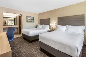 Yosemite lodging at its finest welcome to yosemite blue butterfly inn bed and breakfast 2 night located just 500 feet from the entrance to yosemite national park, the yosemite blue butterfly inn is. Days Inn By Wyndham Merced Yosemite Area In Los Banos Hotel Rates Reviews On Orbitz