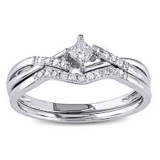 I had the diamond from my engagement ring reset in the french pave setting with the hidden halo and diamonds on the prongs. Bridal Jewelry Sets Wedding Rings And More Boscov S