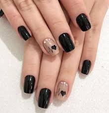 Contact simple nail designs on messenger. 50 Amazing Black Short Square Nails For Girls Latest Fashion Trends For Girls Black Nail Designs Red Nail Art Designs Heart Nails