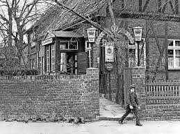 Hannover Ricklingen 1972 Die Gaststatte Zum Alten Dorfkrug Hannover Historische Fotos Dorf