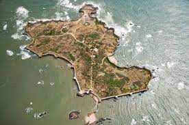 Sindhudurg fort is a historical fort that occupies an island in the arabian sea, just off the coast of maharashtra in western india. Aerial View Of Sindhudurg Fort Download Scientific Diagram