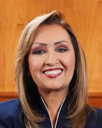 Lorena Cuellar's Instagram, Twitter & Facebook