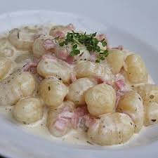 Gnocchi In Kase Sahne Sosse Von Lastunicorn82 Chefkoch Rezept Kase Sahne Sosse Rezepte Gnocchi