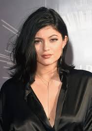 Kylie kristen jenner is an american media personality, socialite, model, and businesswoman. ÙƒØ§ÙŠÙ„ÙŠ Ø¬ÙŠÙ†Ø± ØªØ³Ø¨ Ø£Ø­Ø¯ Ø§Ù„Ø´Ø¨Ø§Ø¨ Ø§Ù„Ø±Ø§Ù‚ÙŠØ©