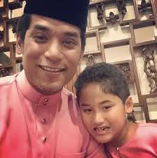 Abdullah sani bin abdul hamid. Latih Diri Untuk Tenang Setiap Kali Anak Meltdown Nori Abdullah Kongsi Pengalaman Punya Anak Autisme Pa Ma