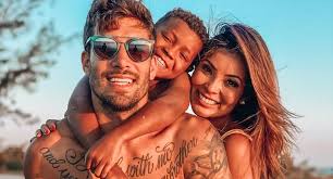 Carol nakamura was born as ana carolina soares nakamura. Carol Nakamura Quer Adotar Menino Ele Nao Vai Voltar Pro Lixao