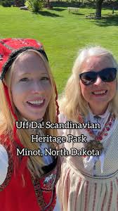 How to best explore Bordeaux's narrow streets? 🛵 In a vintage side car, of  course! 🇫🇷 One of the coolest city tours I've done to date is now