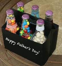Hazle un regalo original con su nombre grabado o una experiencia original como unas vueltas en un lamborghini en un circuito profesional. 18 Regalos Hechos A Mano Para Papa En Su Dia Father S Day Diy Fathers Day Crafts Diy Father S Day Gifts