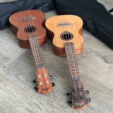 Ukuchords brings you the ultimate online ukulele chord referencing tool! Ukulele Akordy 15 Photos Music Lessons Instruction School